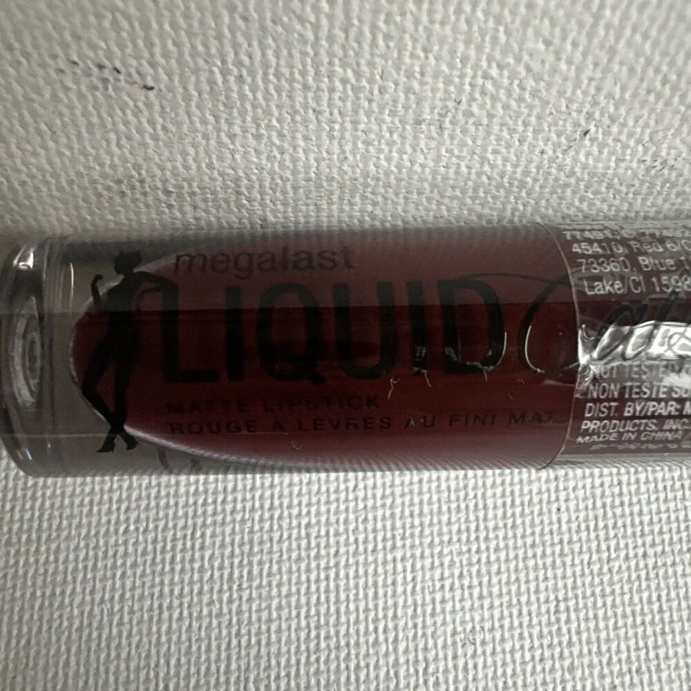 Wet n Wild Video Vixen 931B Liquid Catsuit Matte Lipstick Dark Berry Red NOS